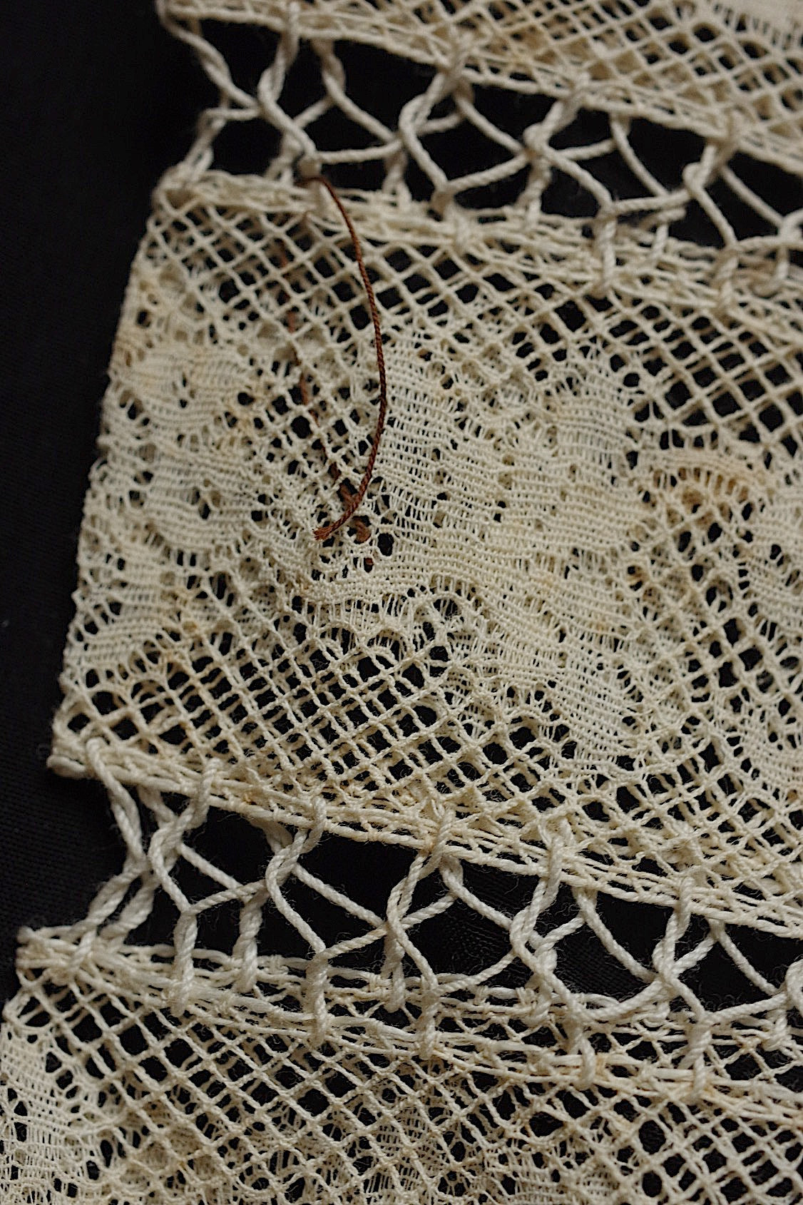 アンティークレース  dentelle antique  レース袖 2組 .FR a l'epoque