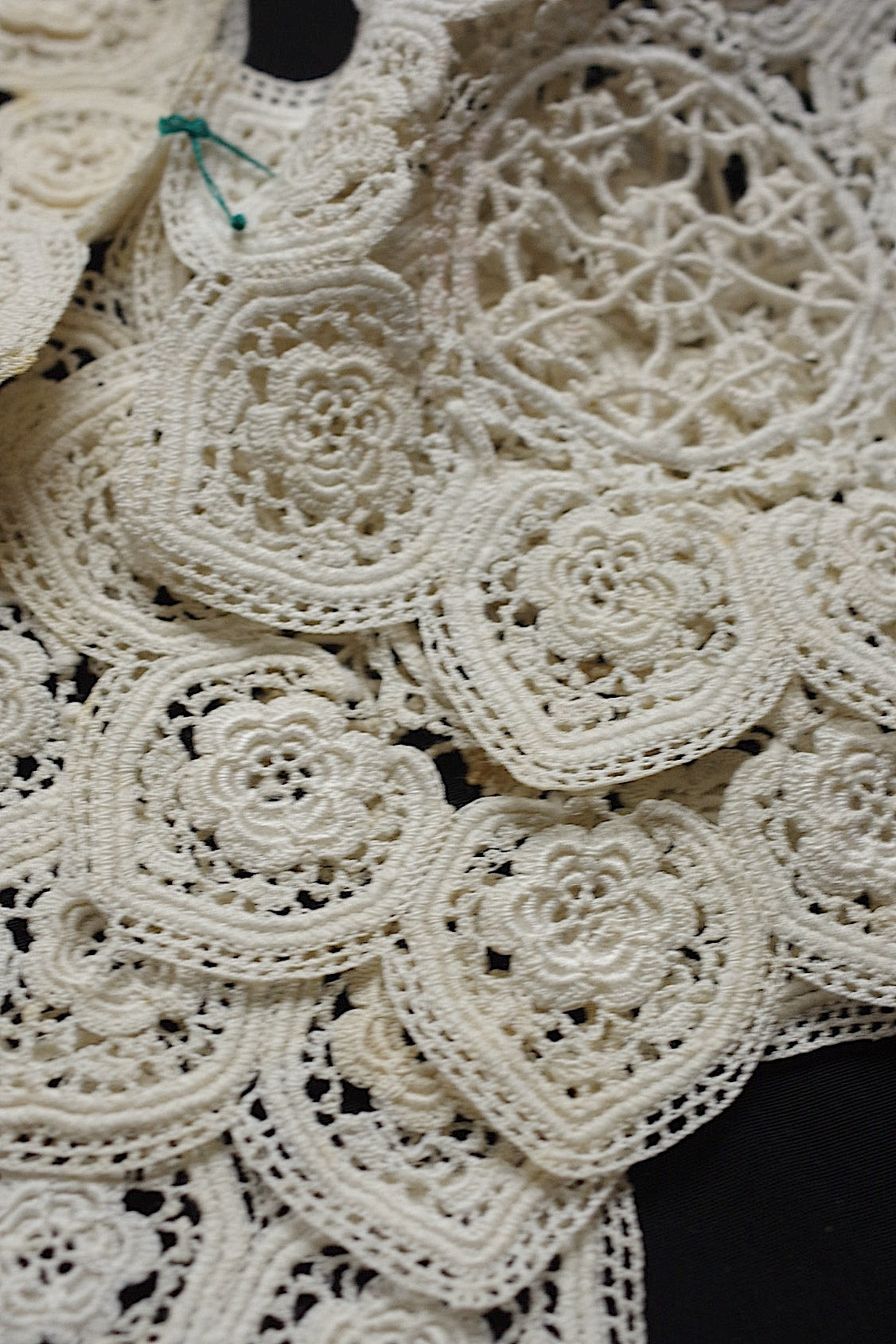 アンティークレース  dentelle antique  モチーフ 15個 .FR a l'epoque