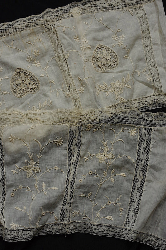 アンティークレース dentelle antique 刺繍ハギレ .FR a l'epoque