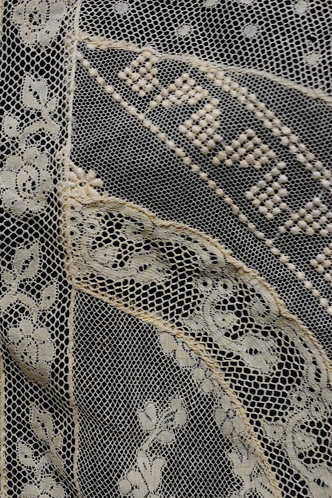 アンティークレース  dentelle antique  nappe クロス .FR a l'epoque