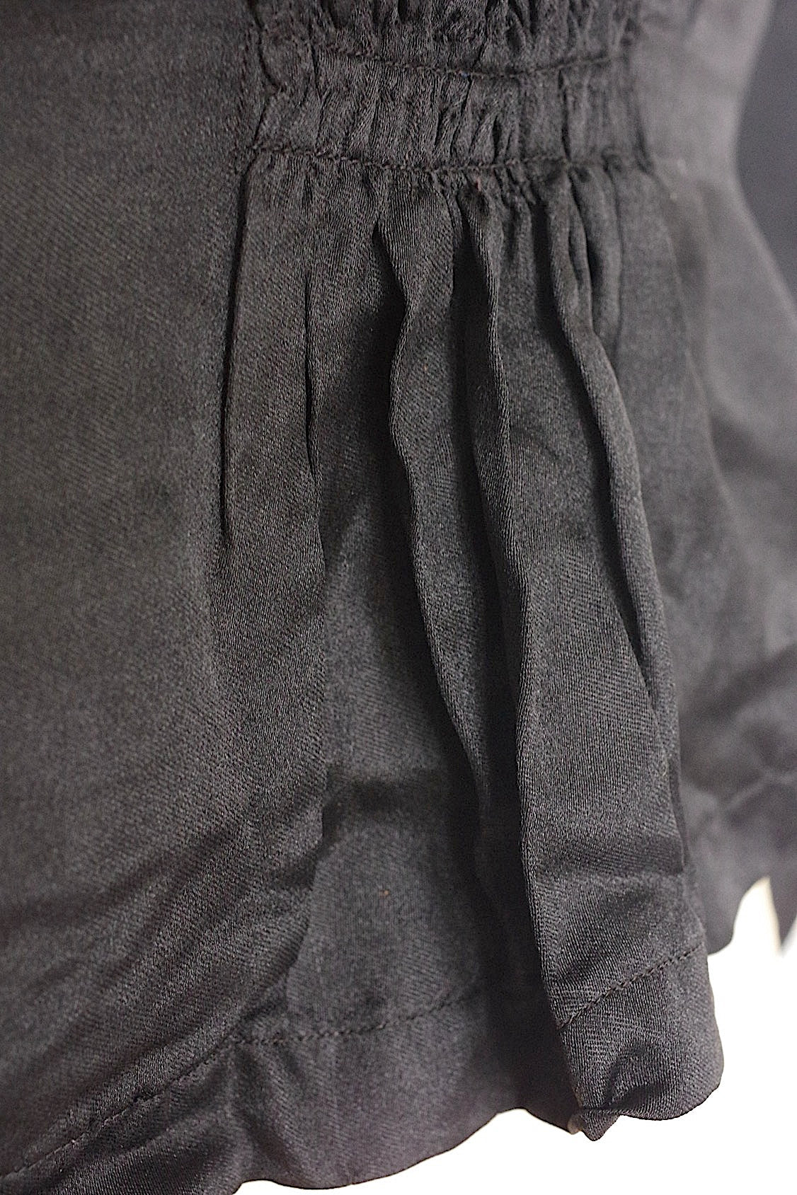 アンティークコサージュ  vêtement antique   .FR a l'epoque