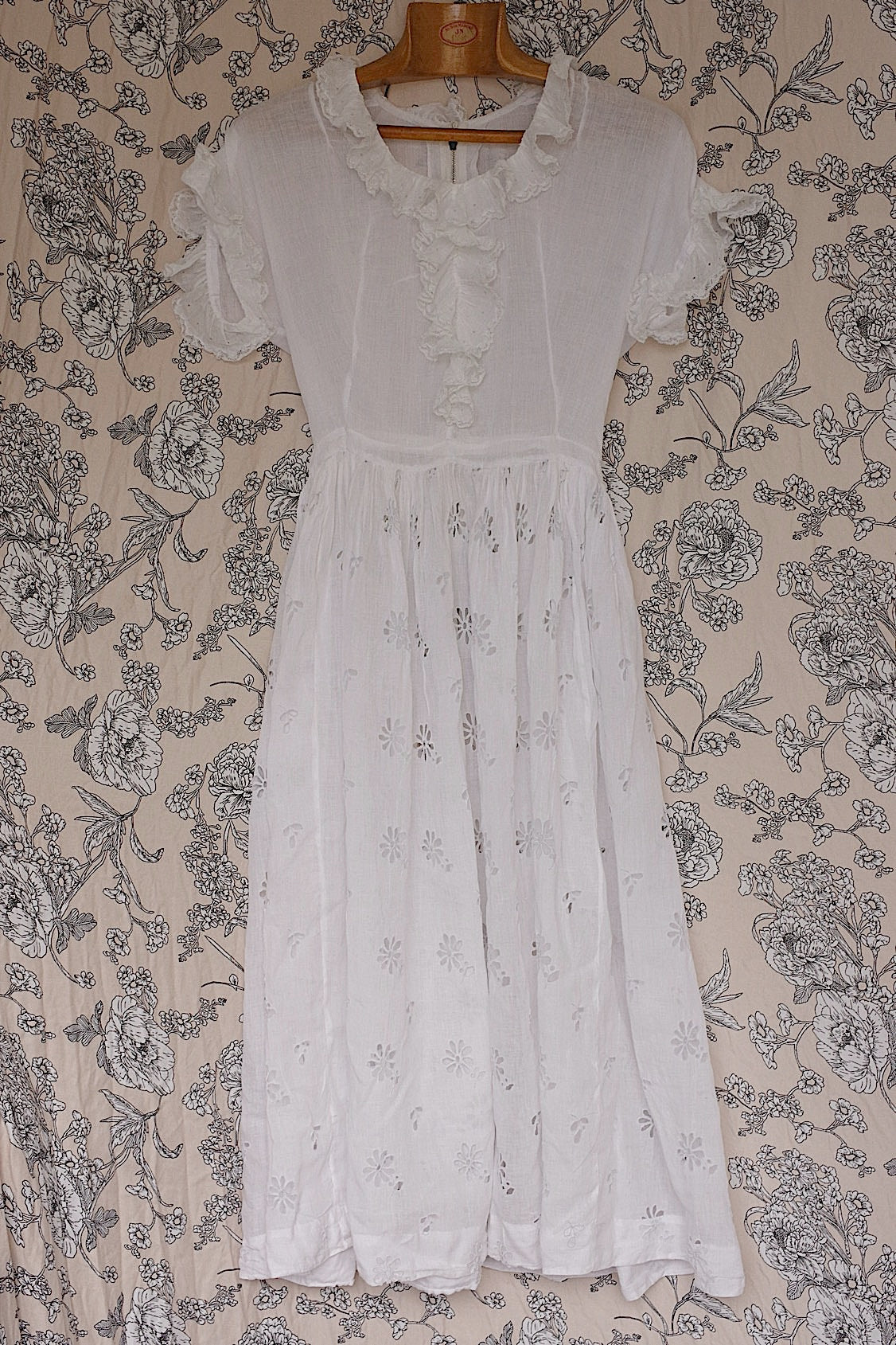 アンティークワンピース  vêtement antique レースワンピース 小さめサイズ .FR a l'epoque