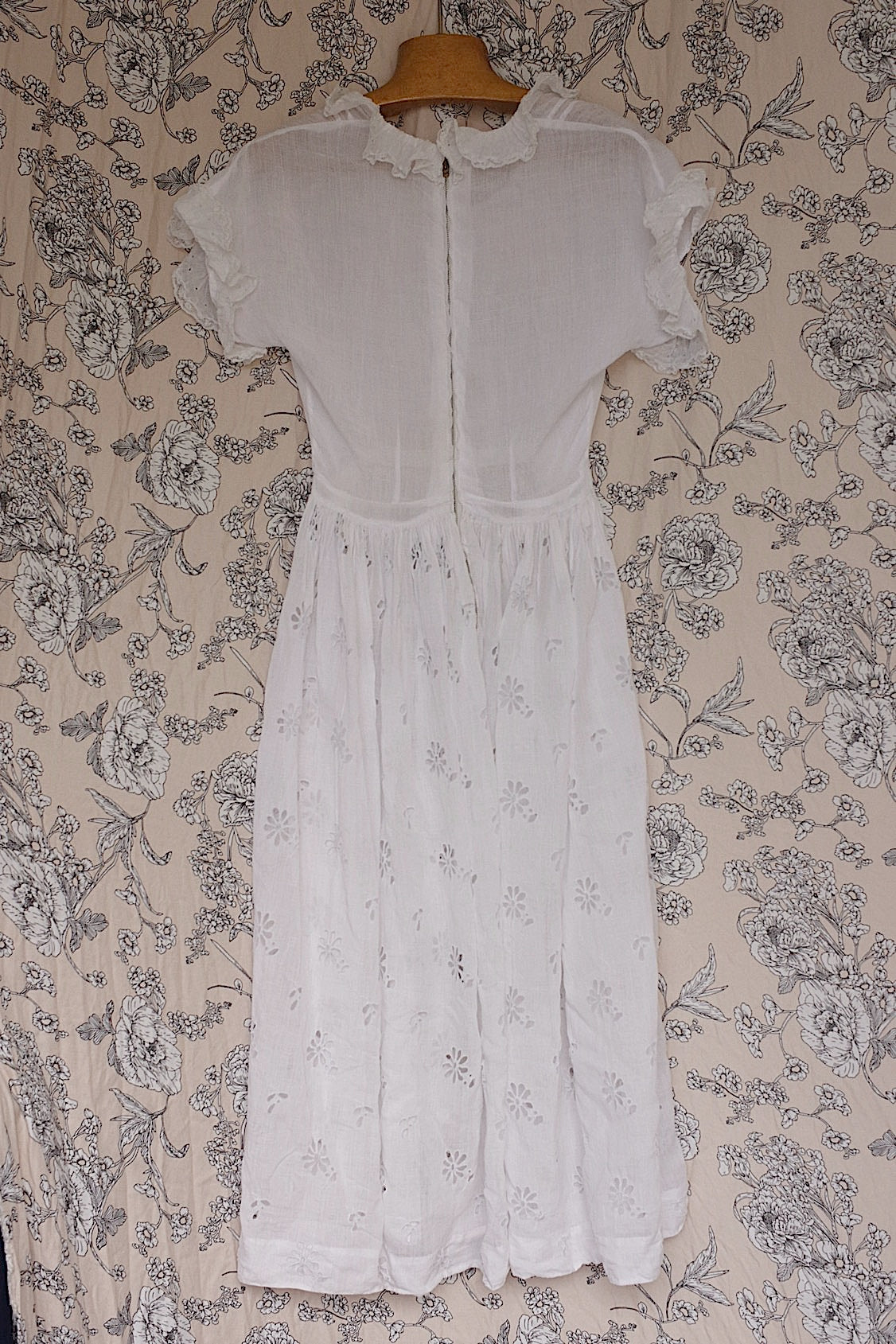 アンティークワンピース  vêtement antique レースワンピース 小さめサイズ .FR a l'epoque