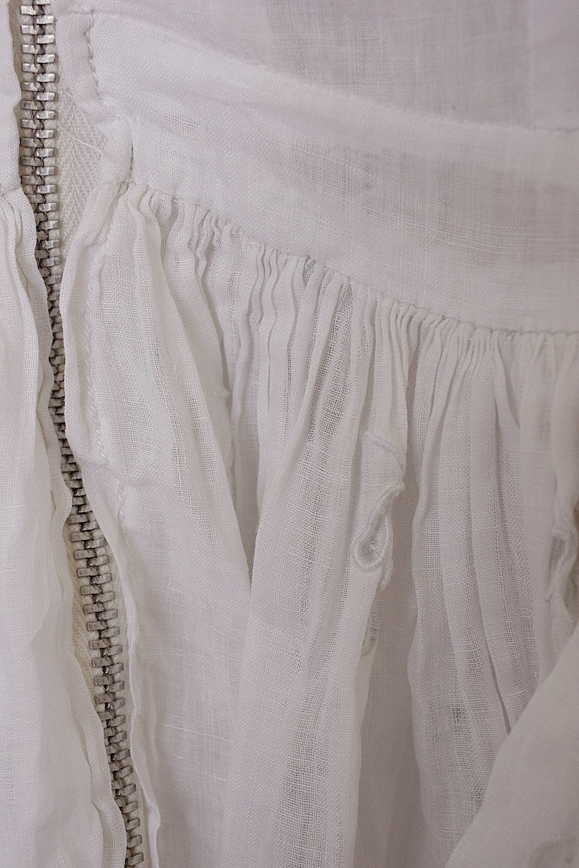 アンティークワンピース  vêtement antique レースワンピース 小さめサイズ .FR a l'epoque