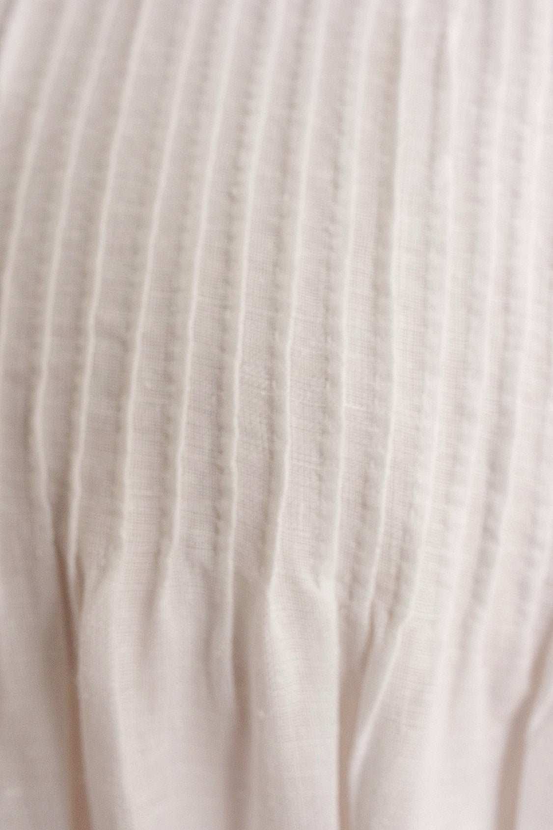 アンティークワンピース  vêtement antique ピンタックワンピース  .FR a l'epoque