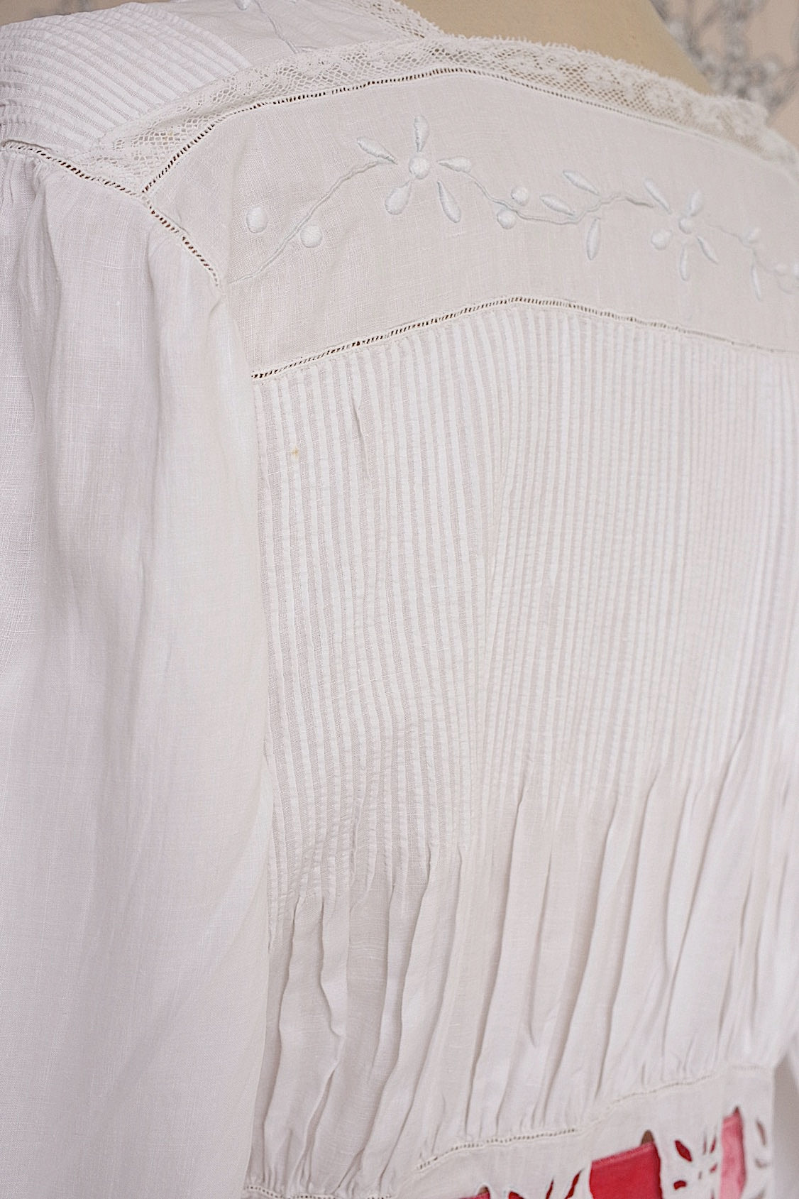 アンティークワンピース  vêtement antique ピンタックワンピース  .FR a l'epoque