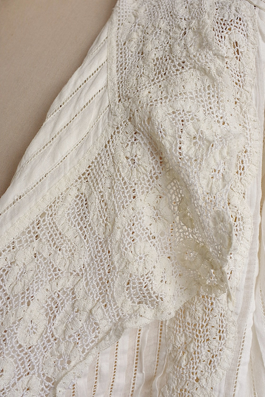 アンティークブラウス  vêtement antique  ピンタック羽織ブラウス .FR a l'epoque