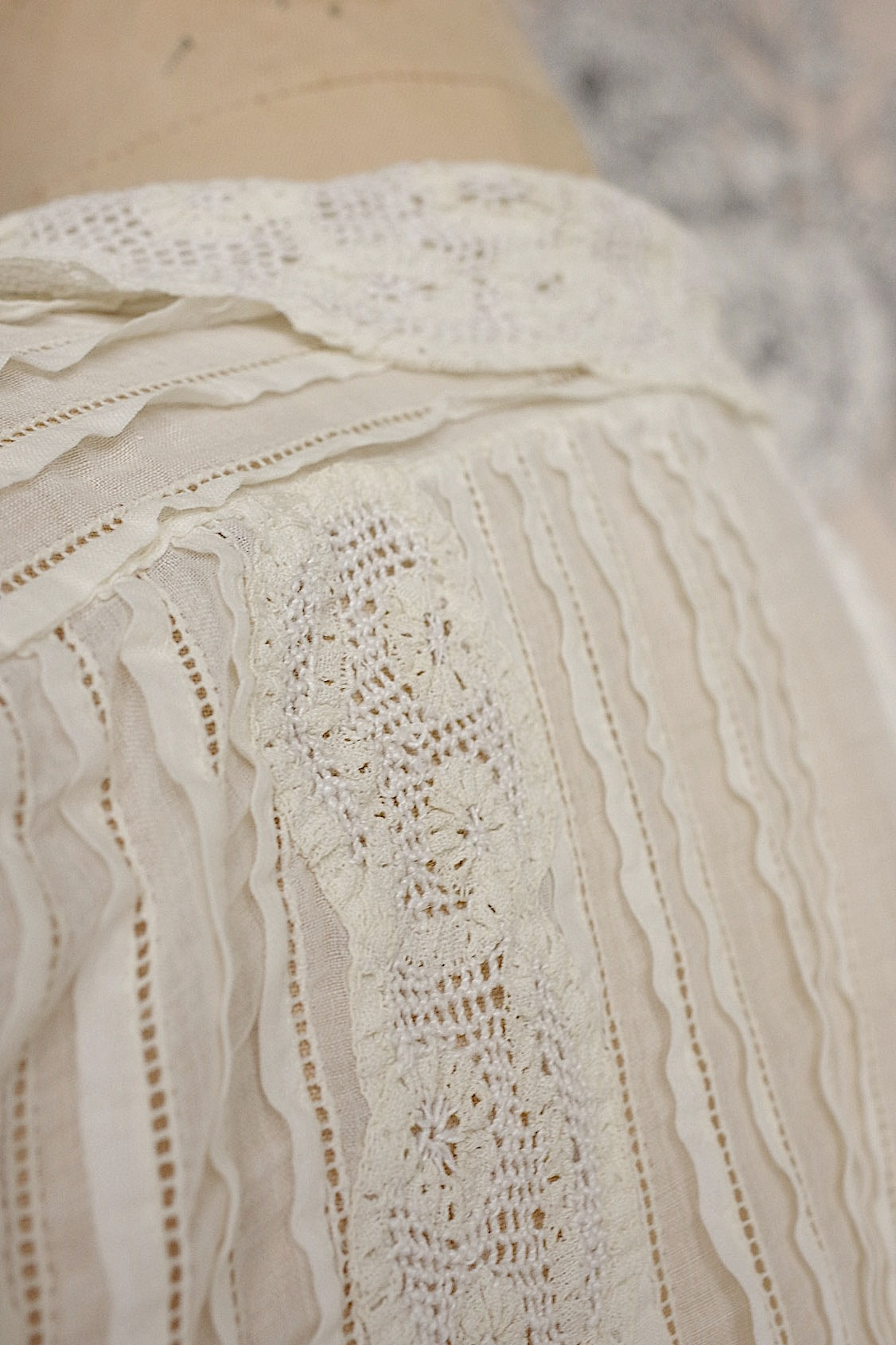 アンティークブラウス  vêtement antique  ピンタック羽織ブラウス .FR a l'epoque