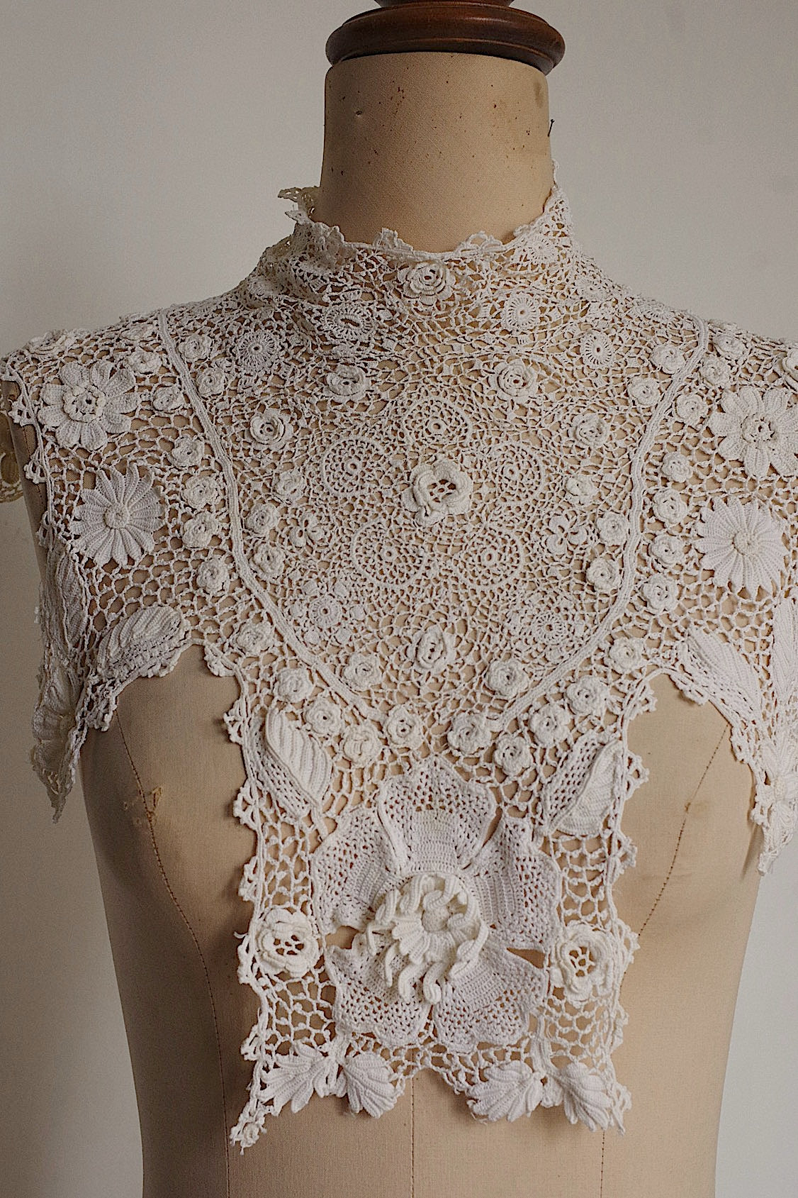 アンティークレース  dentelle antique  クロシェレース襟 .FR a l'epoque