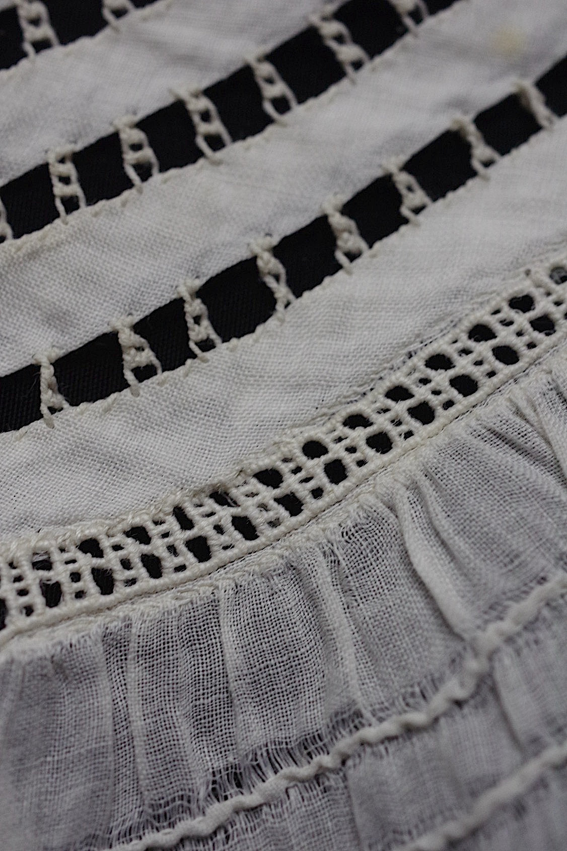 アンティークレース  dentelle antique  スタンド襟2 .FR a l'epoque