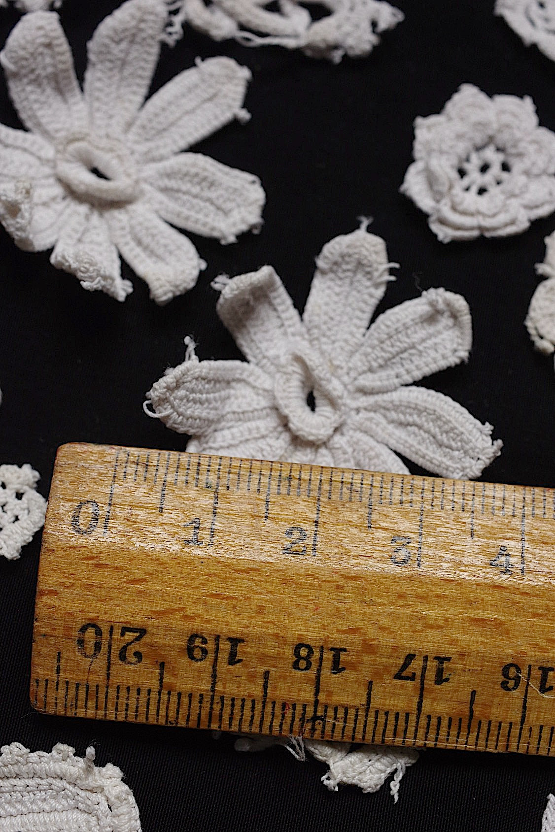 アンティークレース  dentelle antique  クロシェモチーフlot .FR a l'epoque