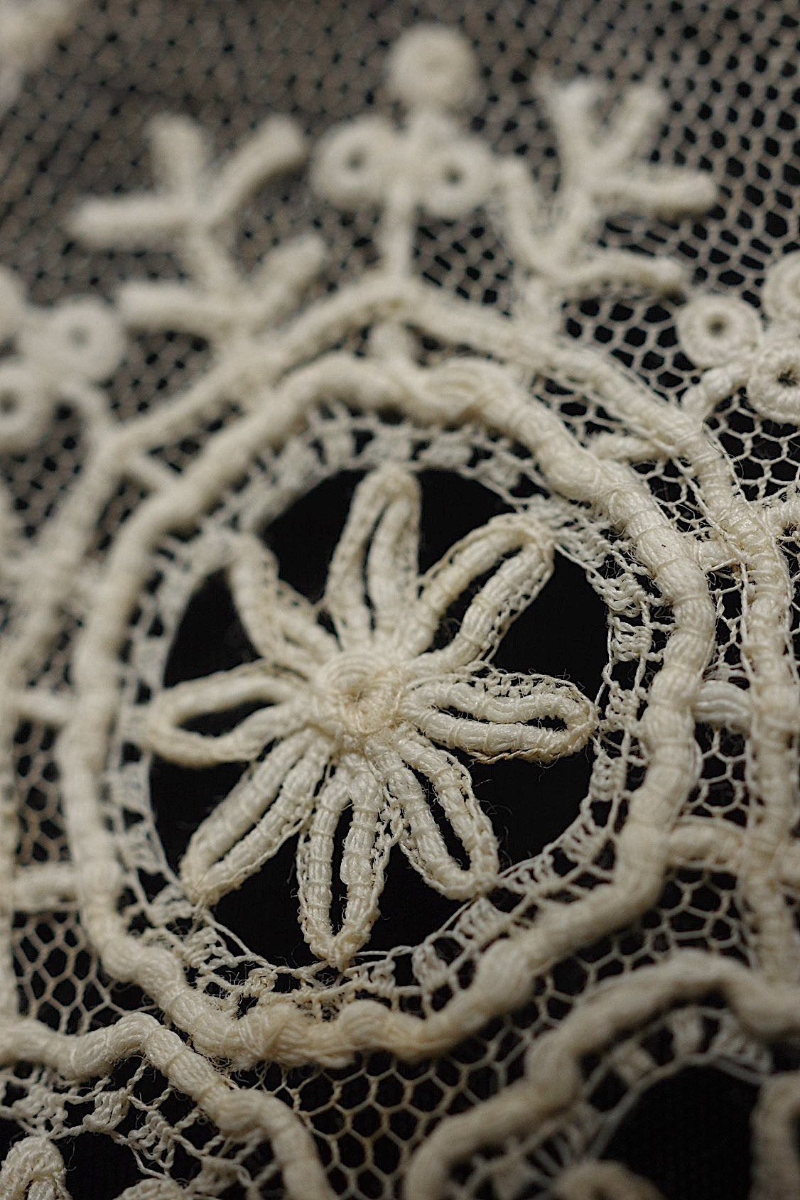 アンティークレース  dentelle antique  ラペット .FR a l'epoque