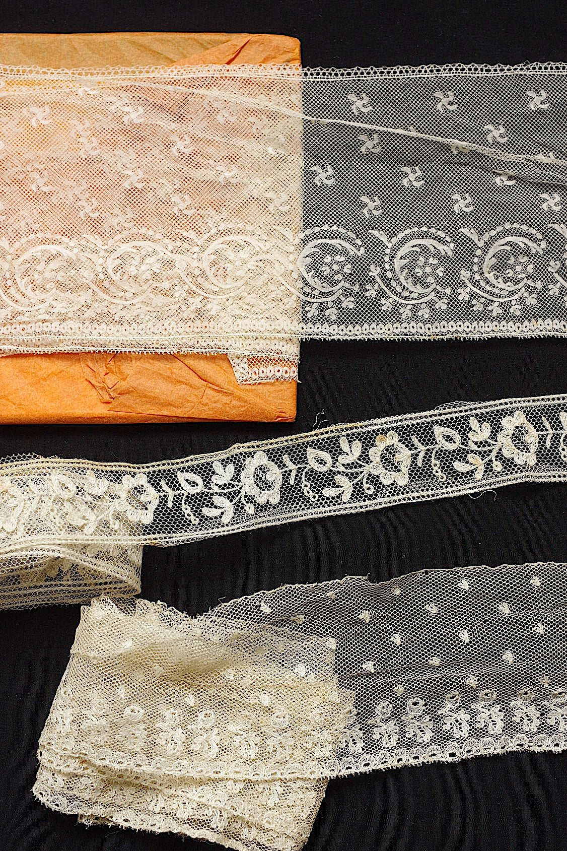 アンティークレース  dentelle antique  110cm 100cm+おまけ .FR a l'epoque