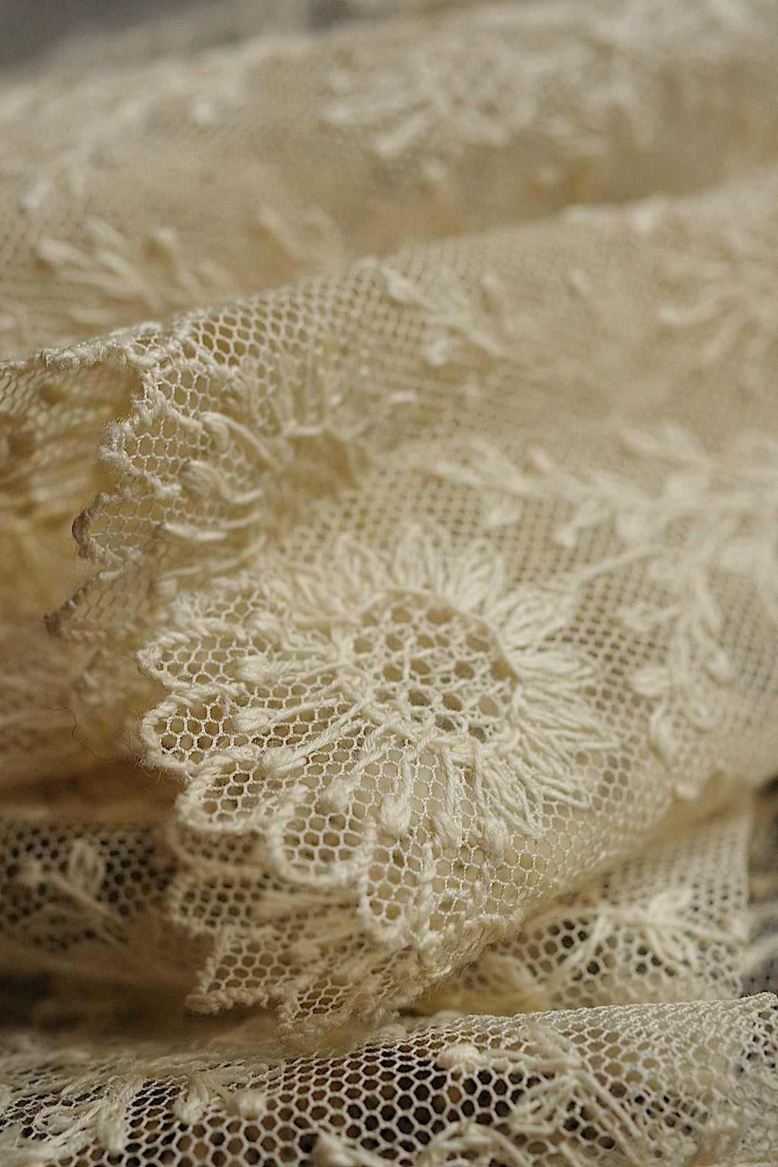 アンティークレース  dentelle antique  4本 .FR a l'epoque