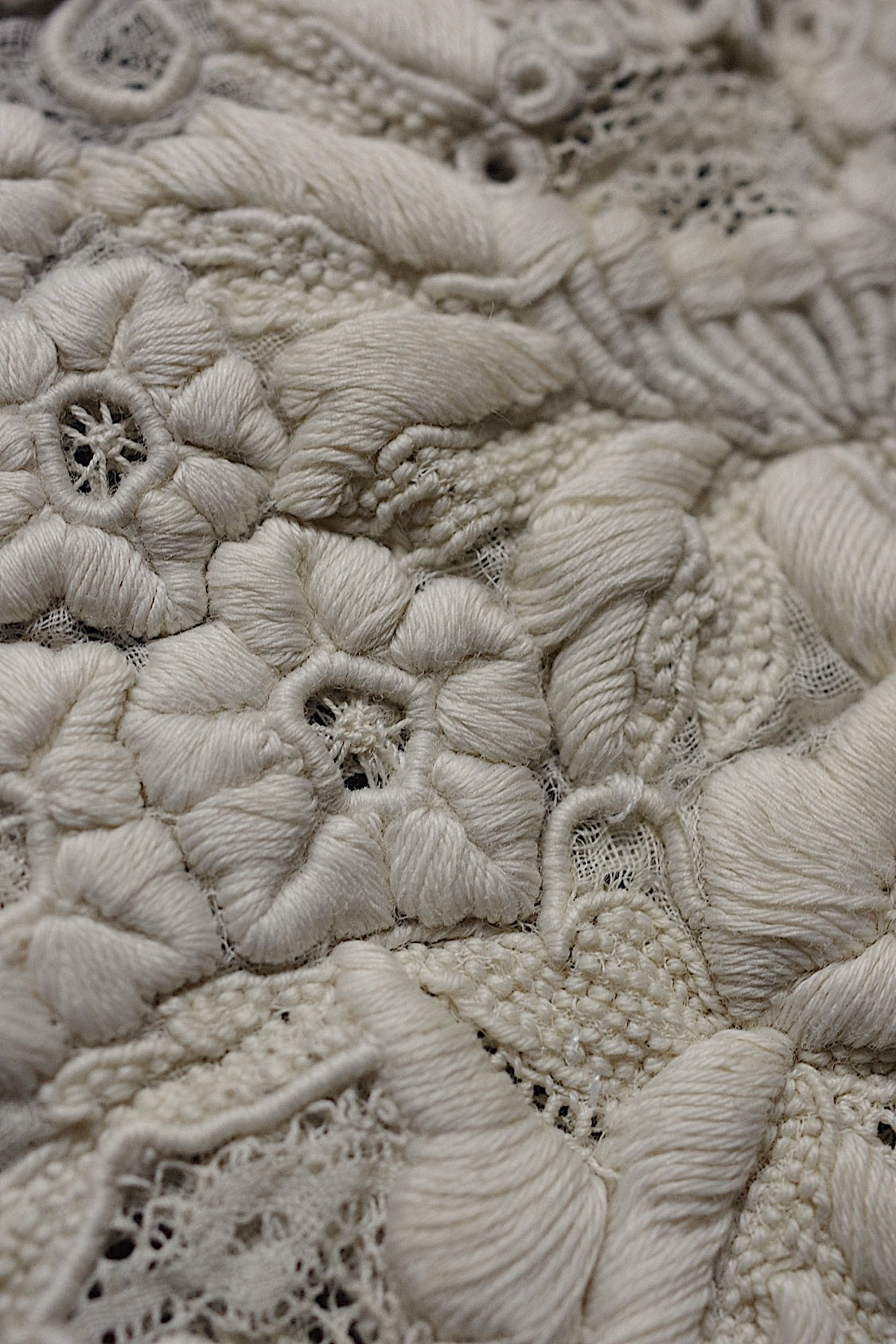 アンティークレース  dentelle antique  napperon 刺繍 .FR a l'epoque