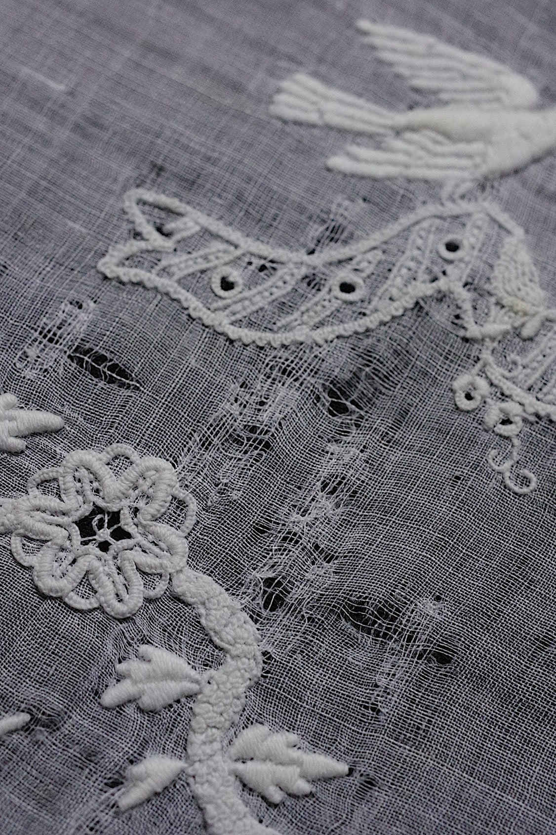 アンティークハンカチ  mouchoir antique  1 .FR a l'epoque