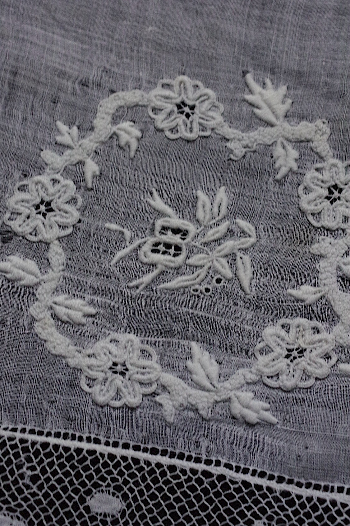 アンティークハンカチ  mouchoir antique  1 .FR a l'epoque