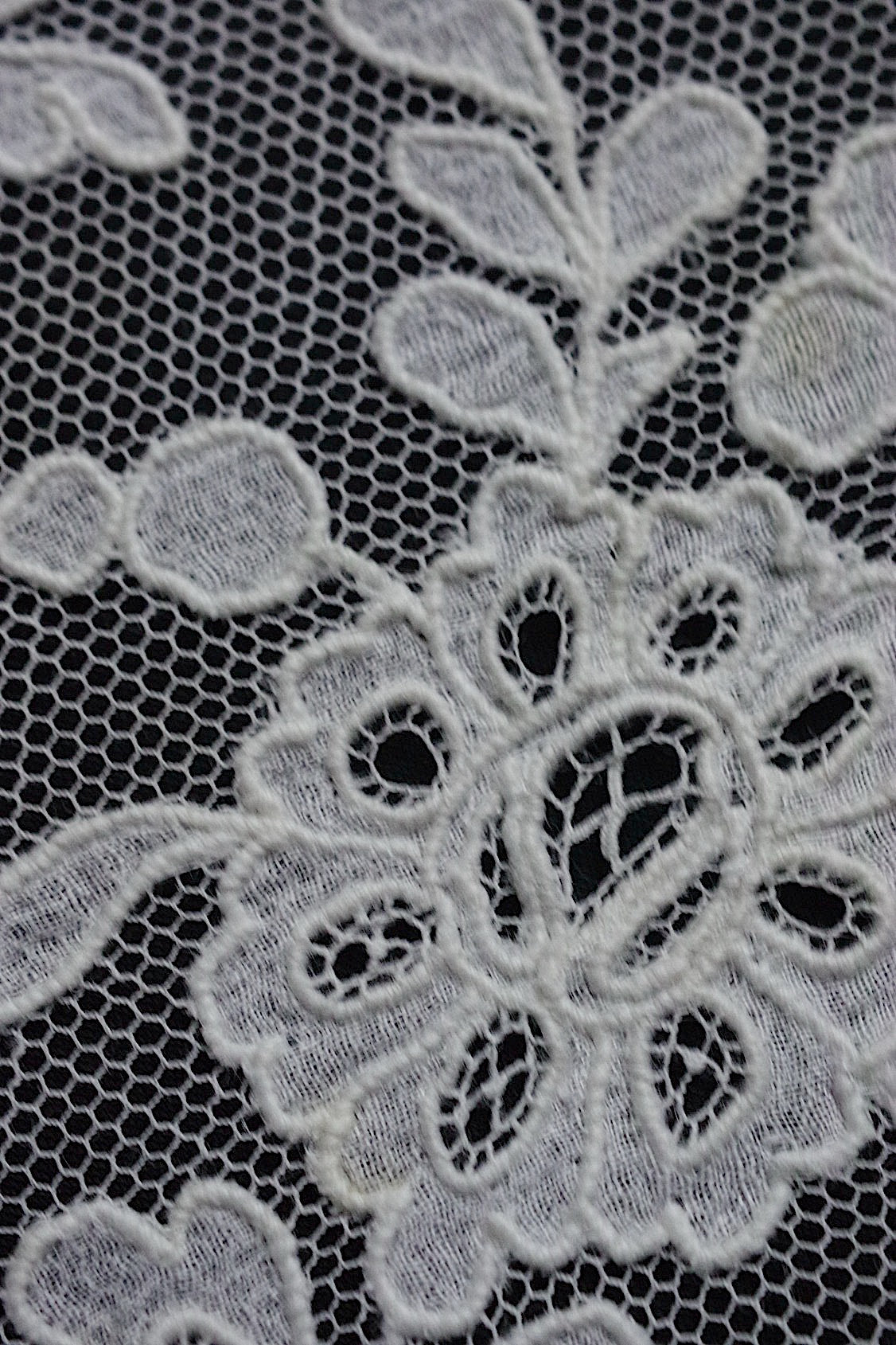 アンティークハンカチ  mouchoir antique  2 .FR a l'epoque