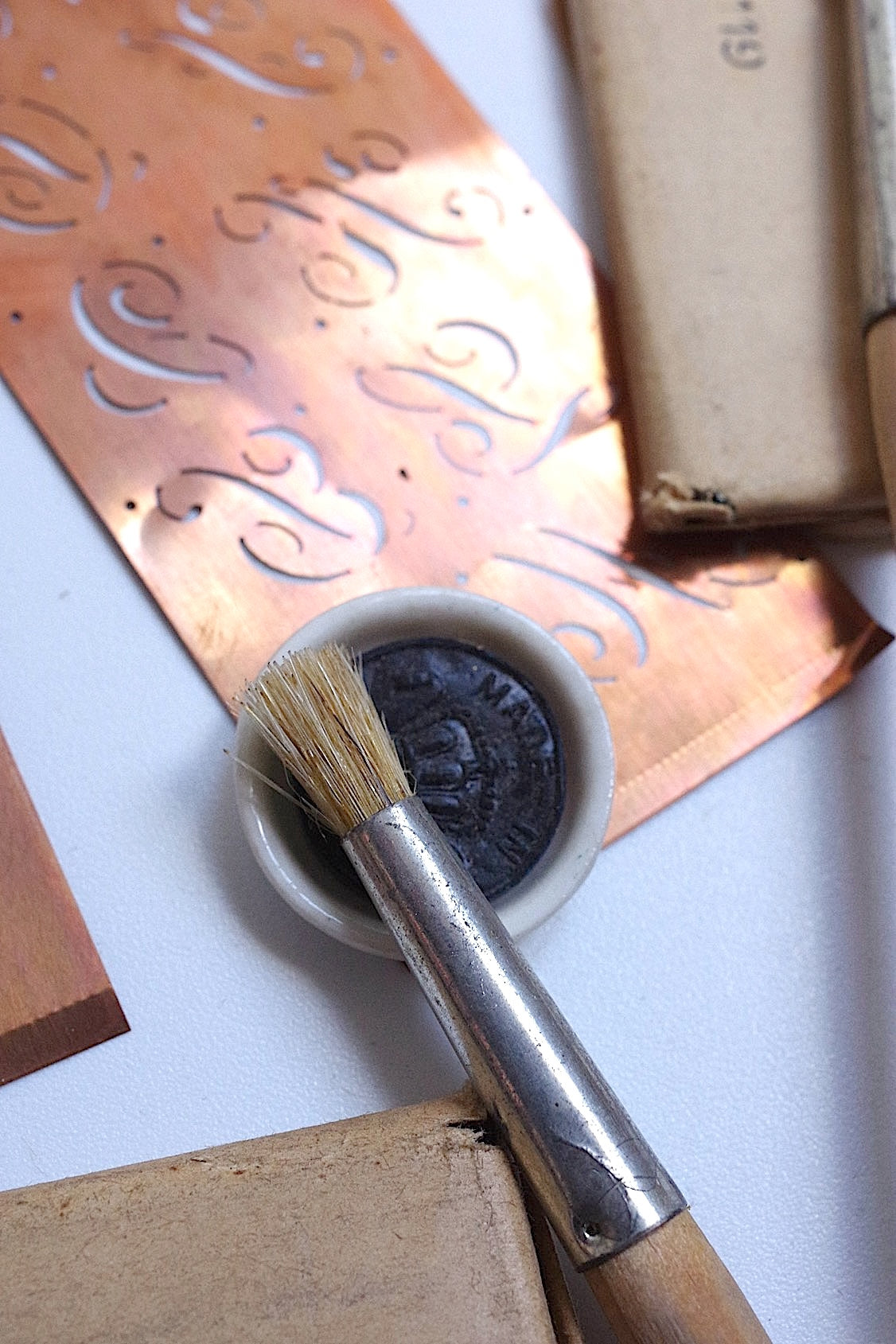 アンティークイニシャル  patrins  antique .FR a l'epoque