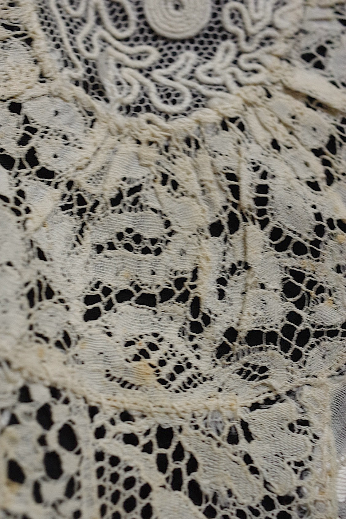 アンティークレース  dentelle antique  刺繍 .FR a l'epoque