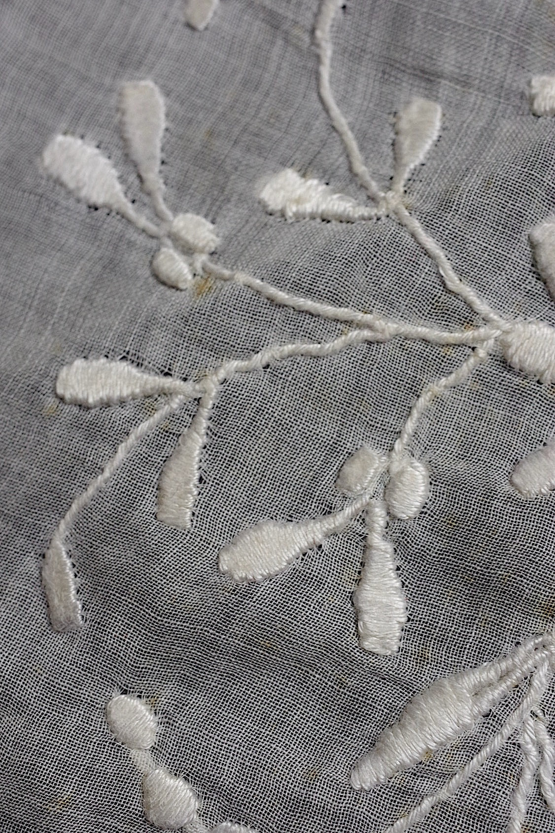 アンティークレース  dentelle antique  刺繍 .FR a l'epoque