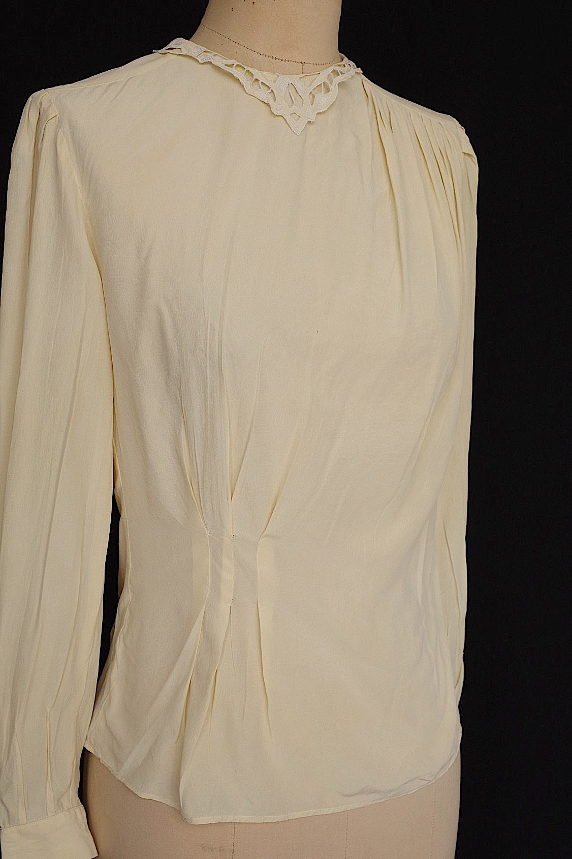 ヴィンテージブラウス  vêtement  vintage .FR a l'epoque