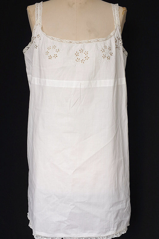 アンティークワンピース vêtement antique 素材用 lots1 .FR a l'epoque