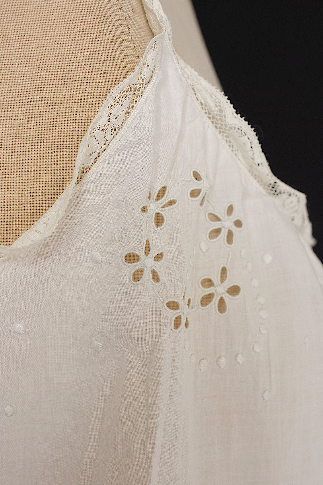 アンティークワンピース  vêtement  antique 素材用 lots1 .FR a l'epoque