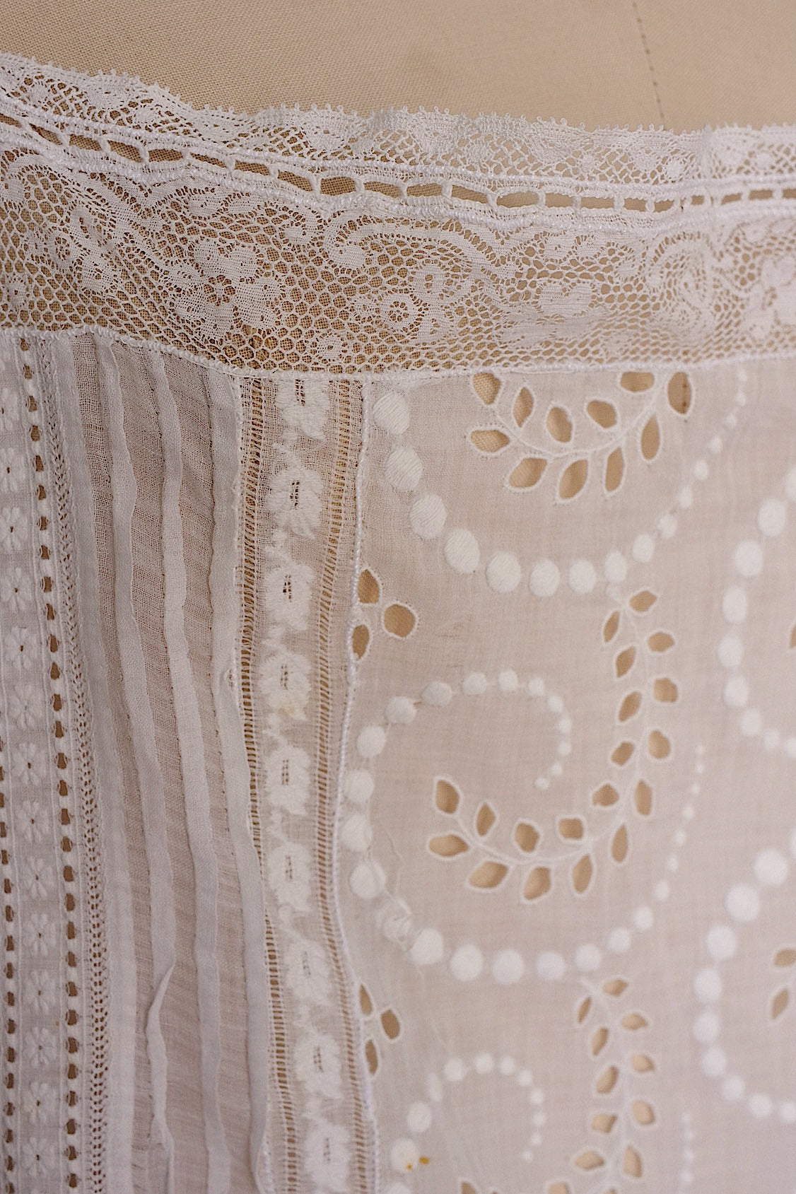 アンティークトップス  vêtement  antique 素材用 lots5 .FR a l'epoque