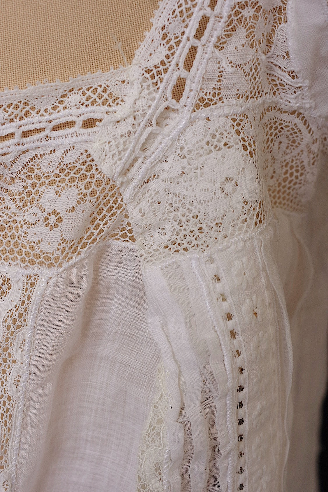 アンティークトップス  vêtement  antique 素材用 lots5 .FR a l'epoque