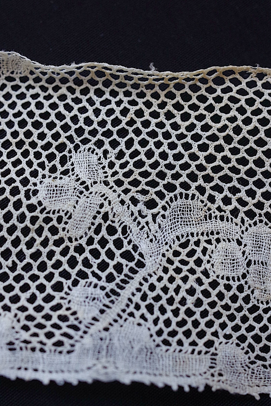 アンティークレース dentelle antique   .FR a l'epoque