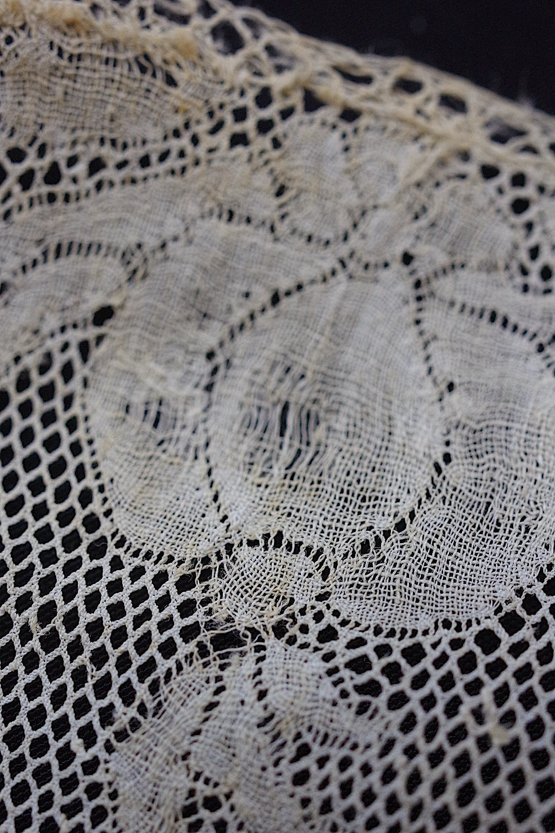 アンティークレース dentelle antique   .FR a l'epoque