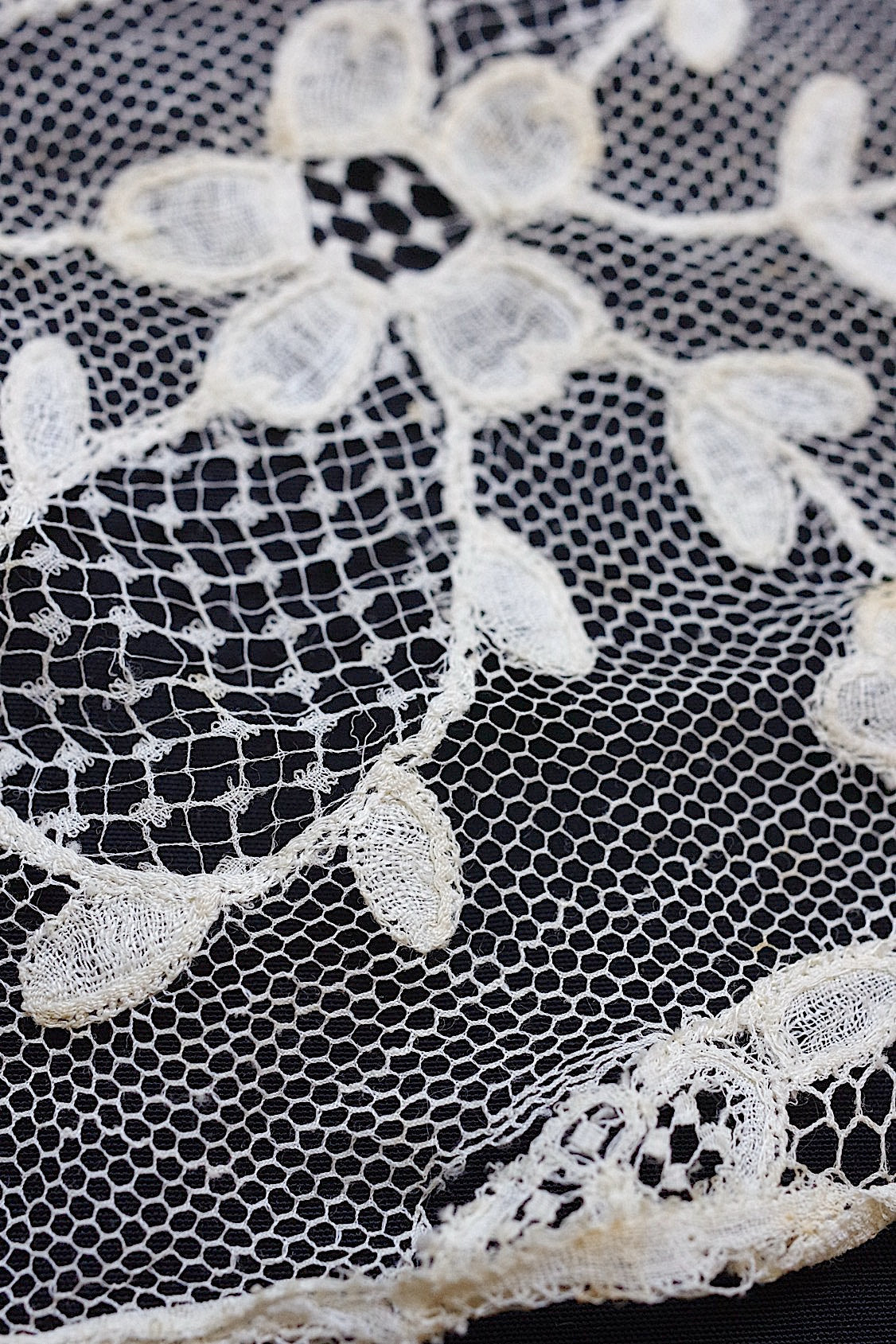 アンティークレース dentelle antique  300cm .FR a l'epoque