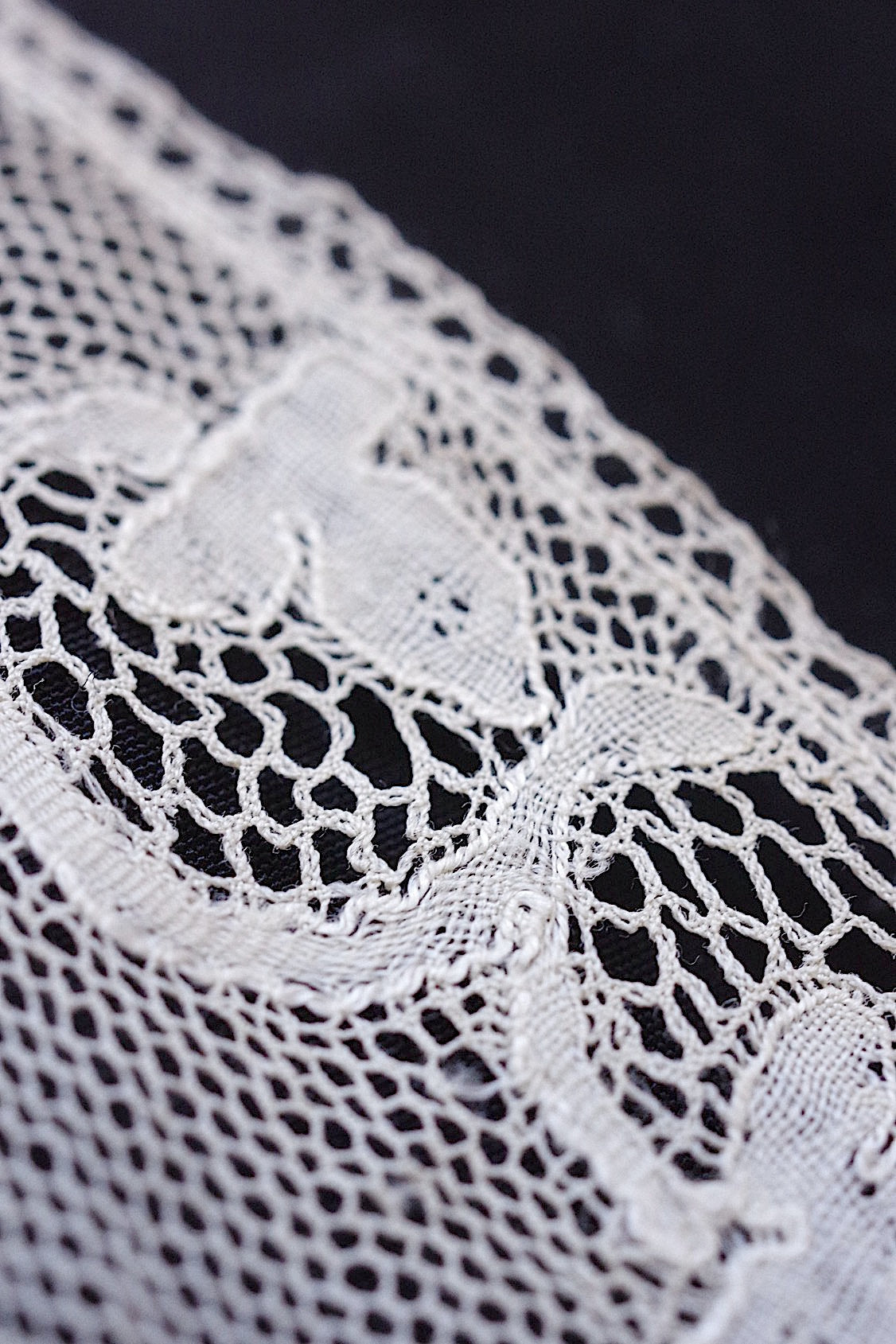 アンティークレース dentelle antique  240cm .FR a l'epoque