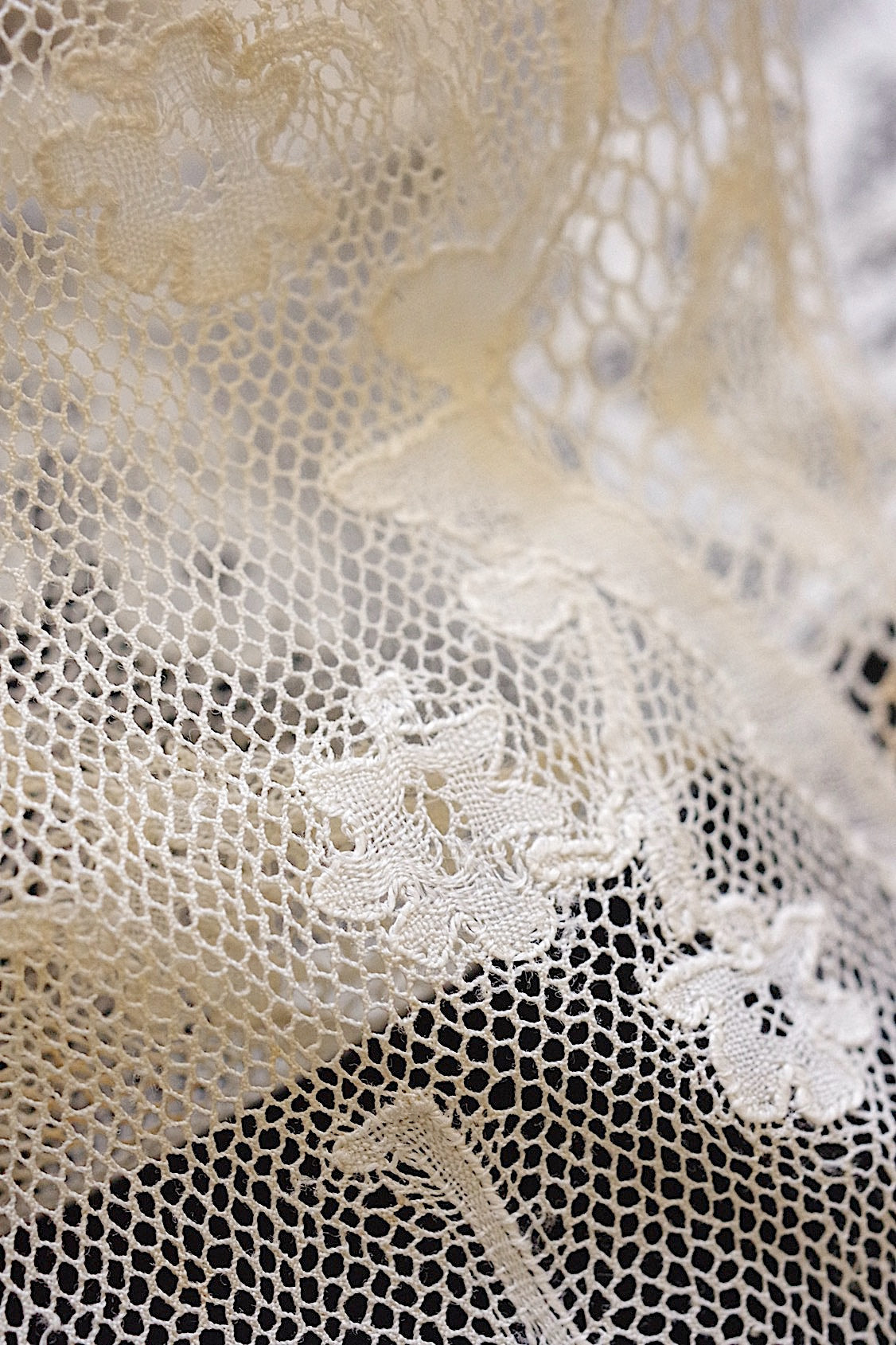 アンティークレース dentelle antique  240cm .FR a l'epoque