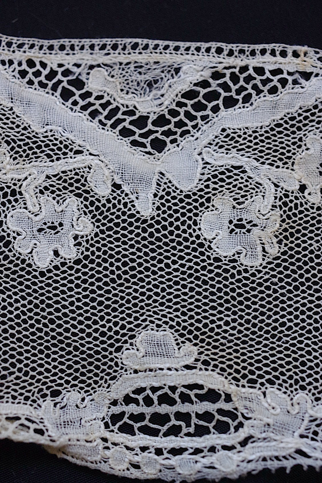 アンティークレース dentelle antique  240cm .FR a l'epoque