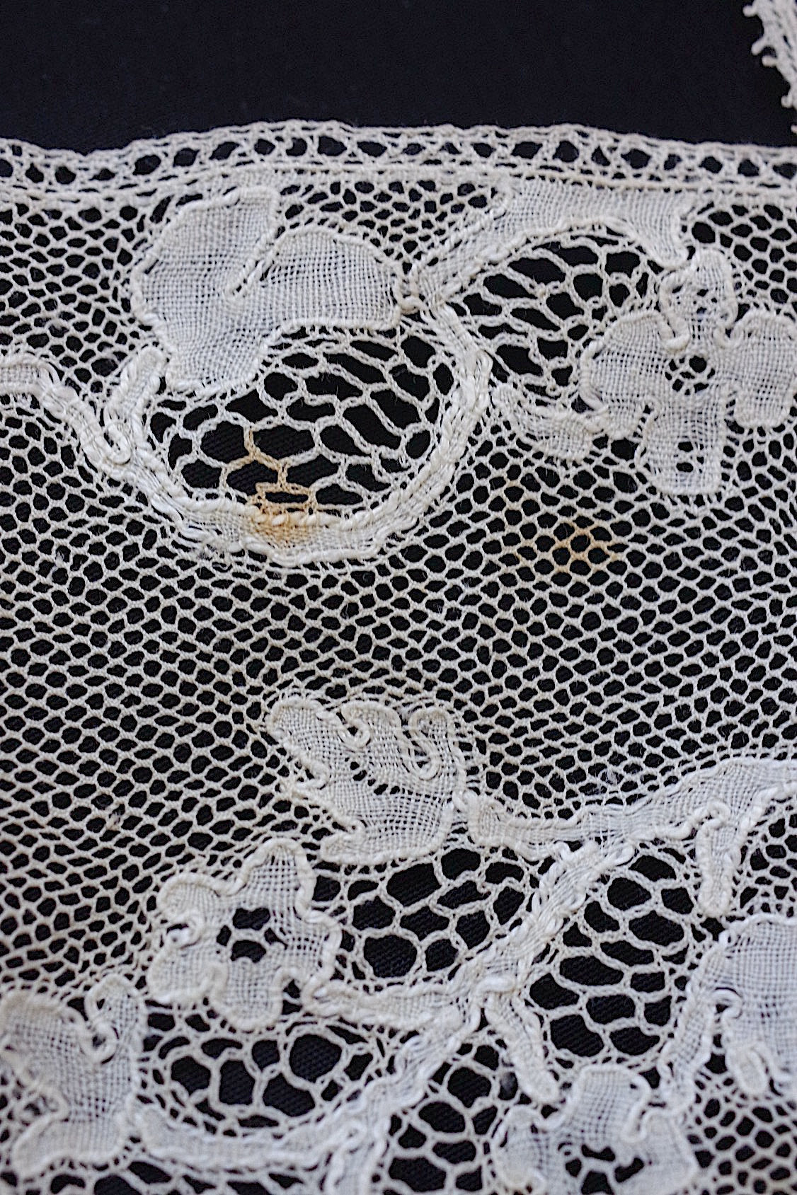 アンティークレース dentelle antique  240cm .FR a l'epoque