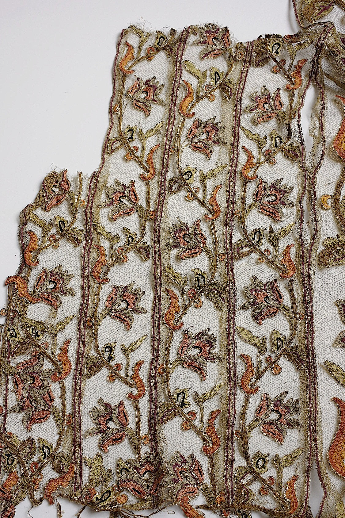 アンティークレース dentelle antique  ハギレ .FR a l'epoque