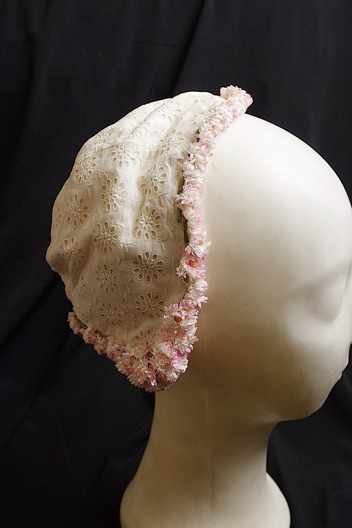 アンティークレース dentelle antique  お花付き帽子 .FR a l'epoque