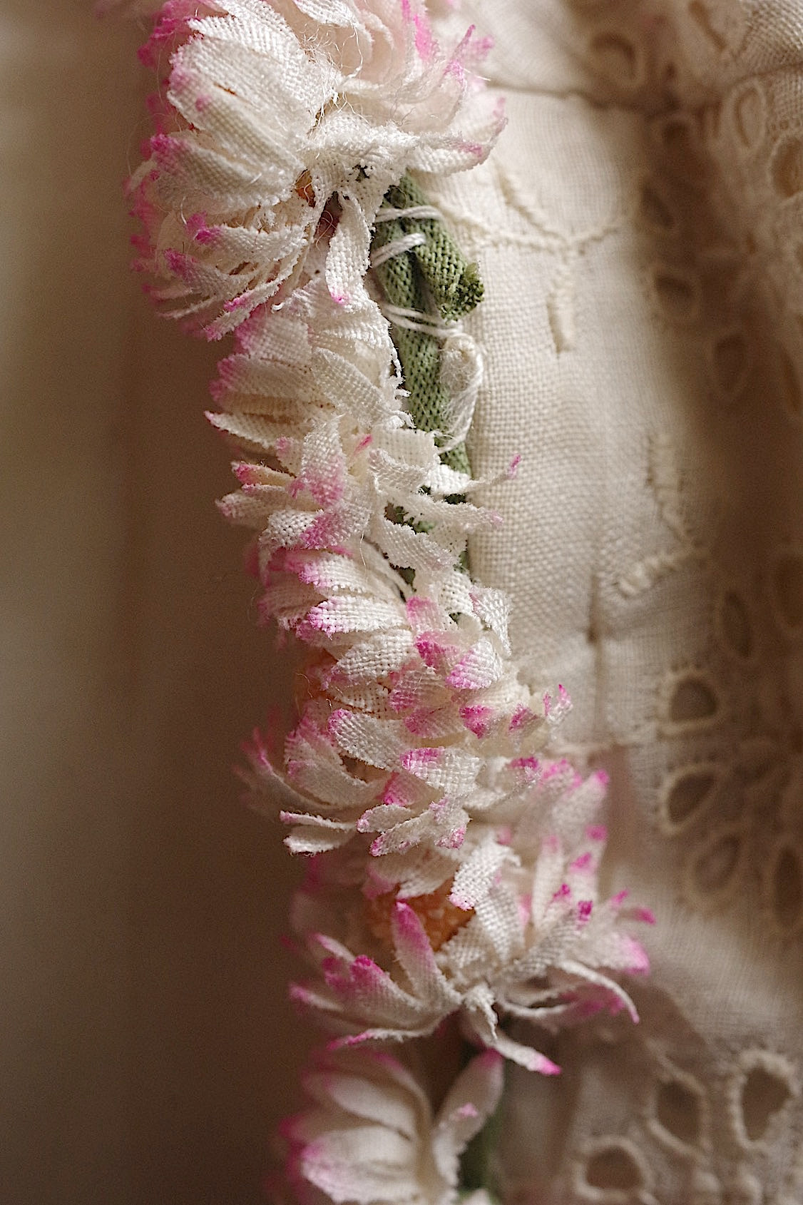 アンティークレース dentelle antique  お花付き帽子 .FR a l'epoque