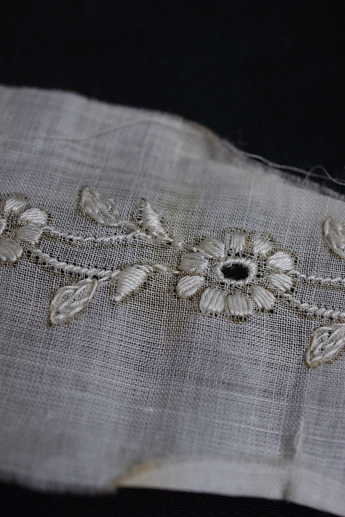 アンティークレース dentelle antique  3種 .FR a l'epoque