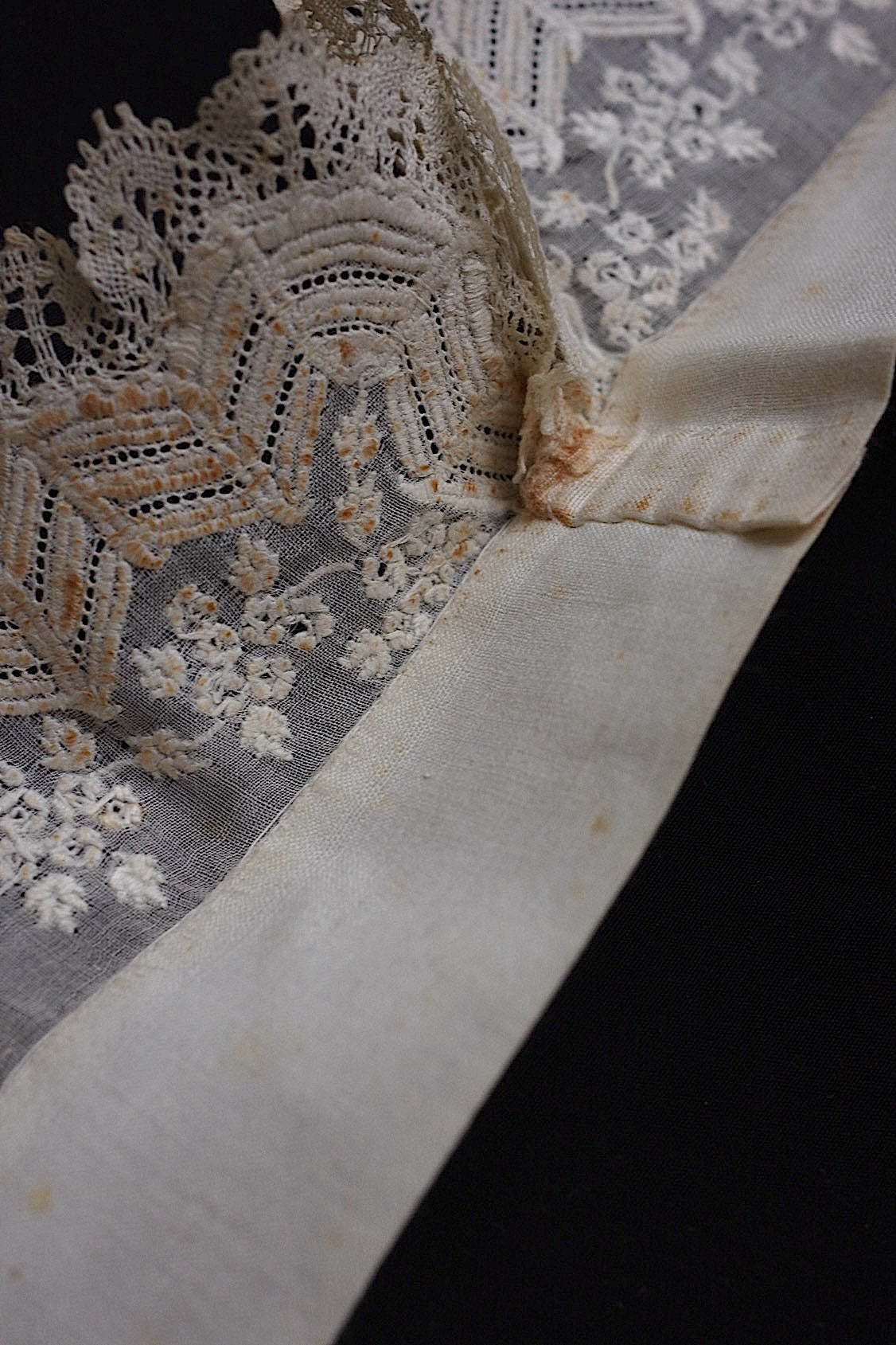 アンティークレース dentelle antique  3種 .FR a l'epoque