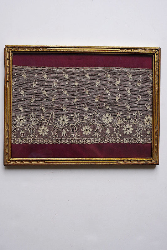 アンティーク額装レース dentelle encadré .FR a l'epoque