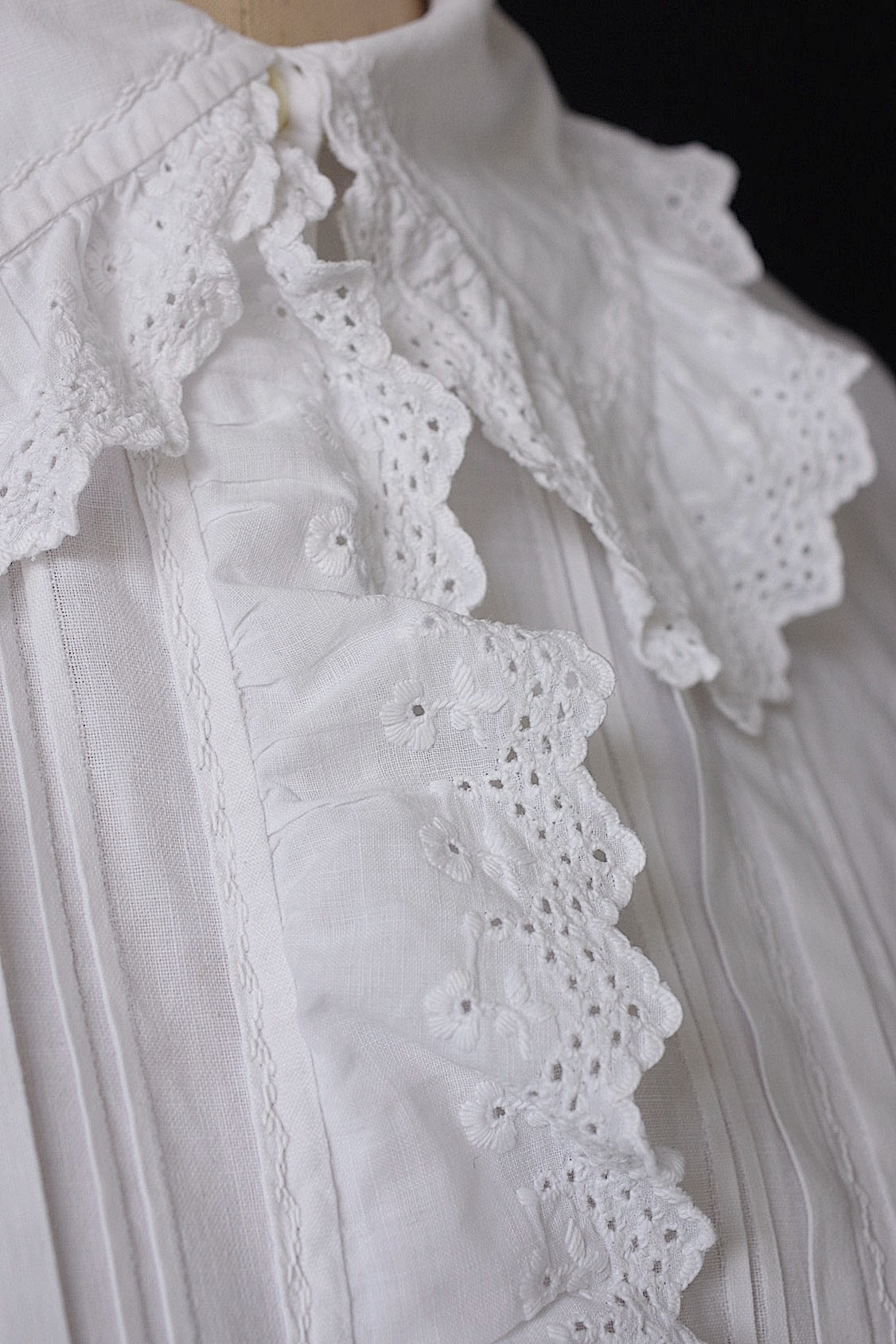 アンティークブラウス  vêtement  antique blouse 1 .FR a l'epoque