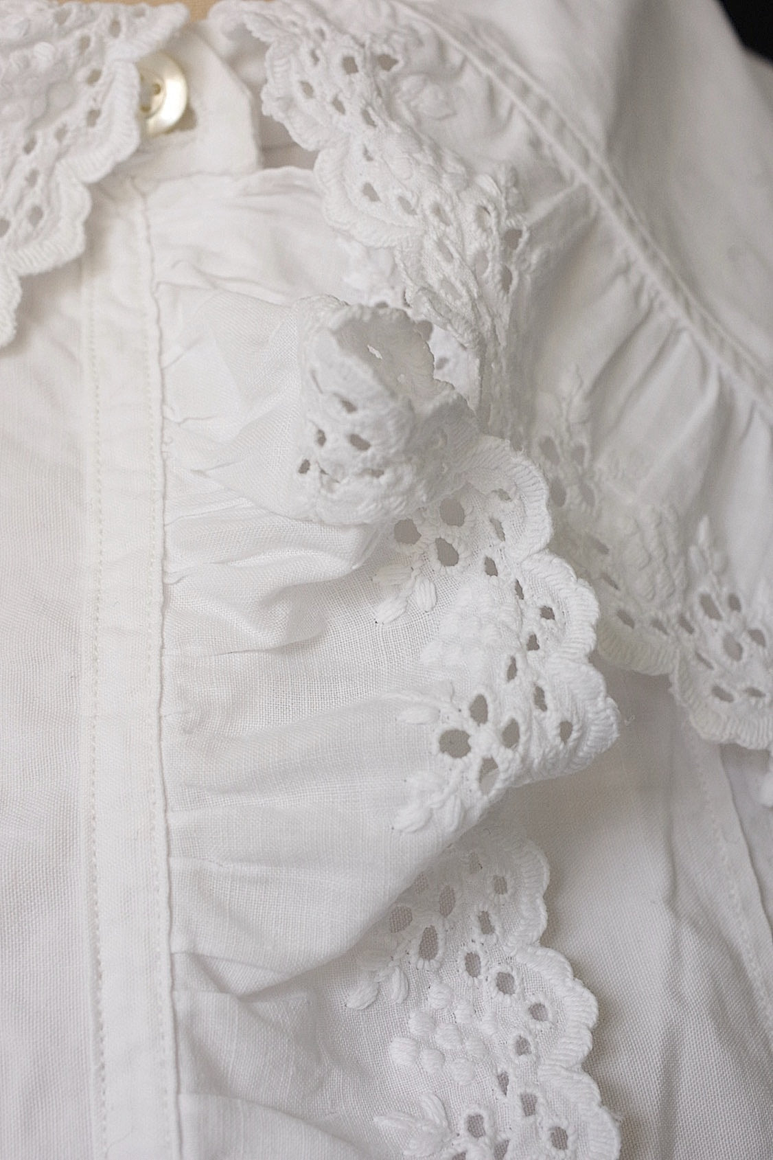 アンティークブラウス  vêtement  antique blouse 2 .FR a l'epoque