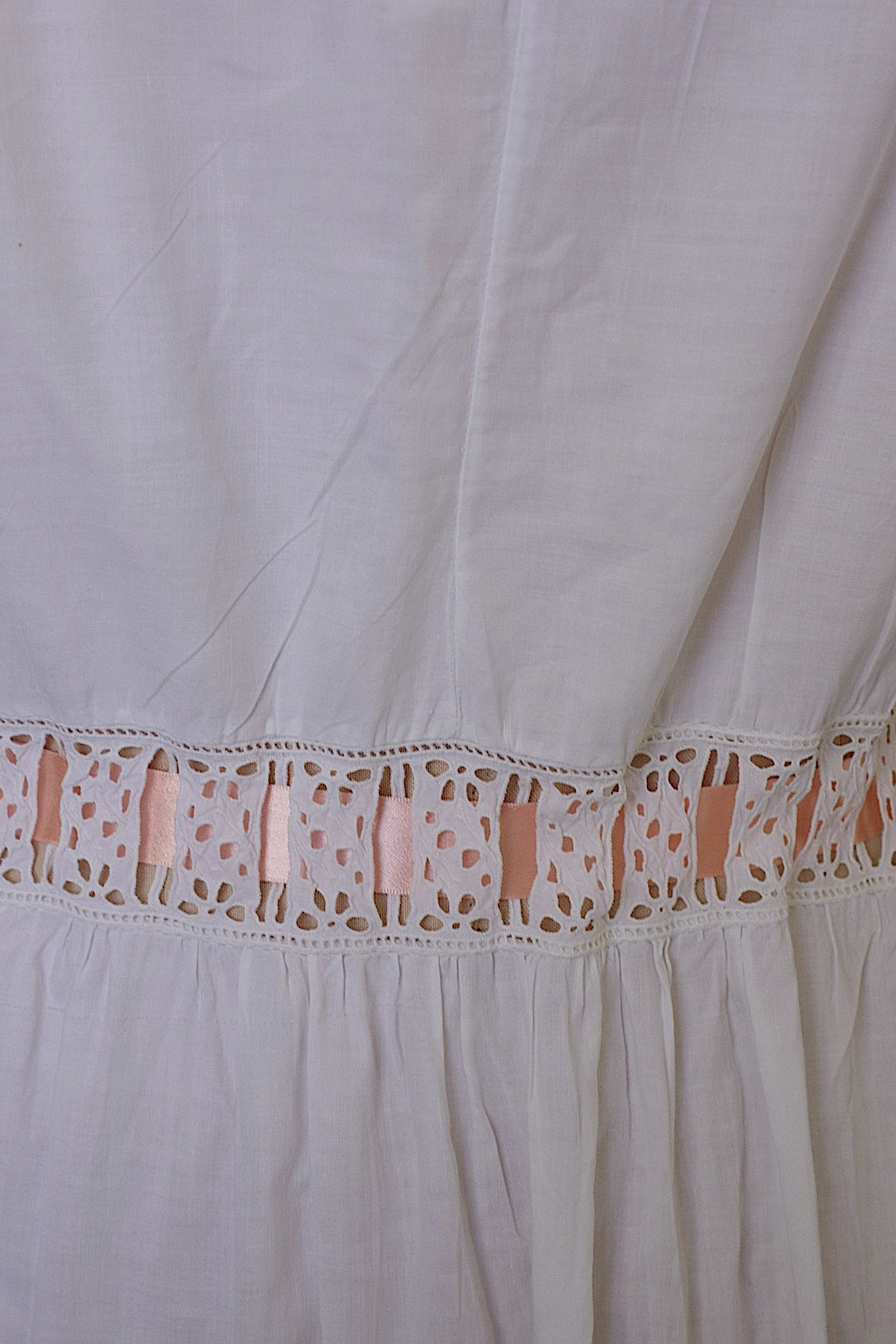 アンティークワンピース  vêtement  antique  robe .FR a l'epoque