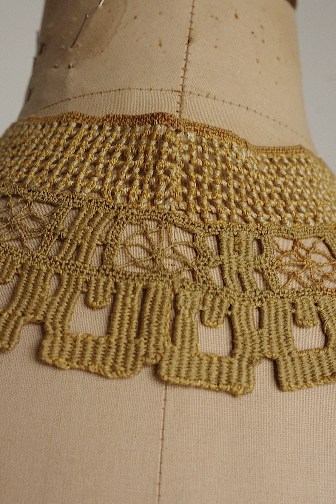 アンティークレース dentelle antique 襟  .FR a l'epoque