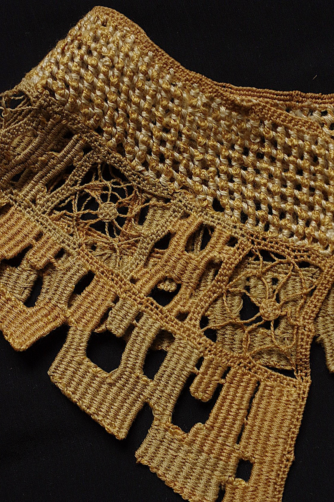 アンティークレース dentelle antique 襟  .FR a l'epoque