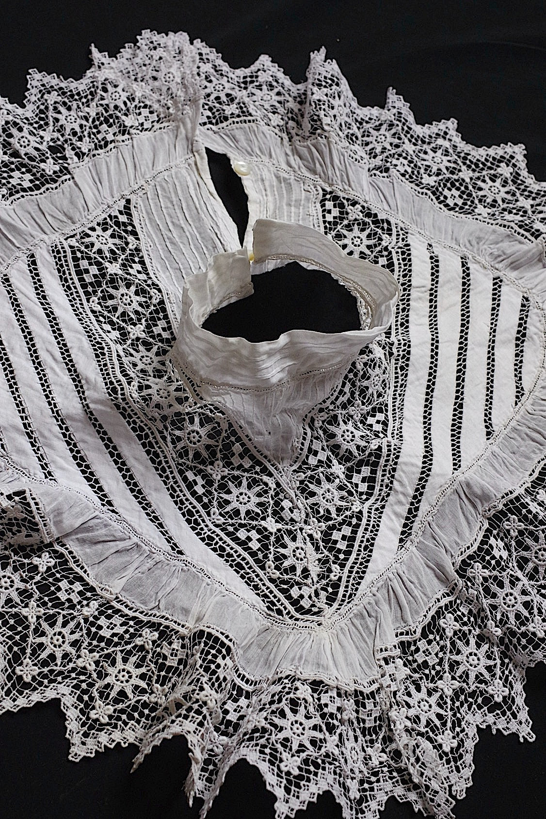 アンティークレース dentelle antique 小さめ襟 .FR a l'epoque