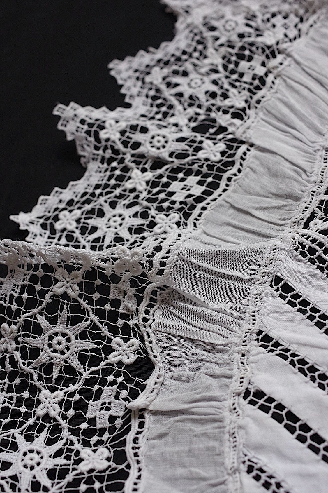 アンティークレース dentelle antique 小さめ襟 .FR a l'epoque